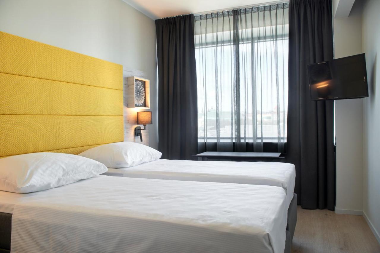 Tallink City Hotel Bagian luar foto